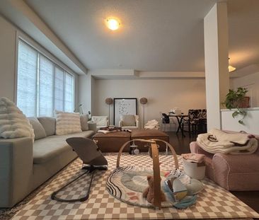 For Lease - 51 Hornchurch Street, Whitby, Ontario - Photo 3