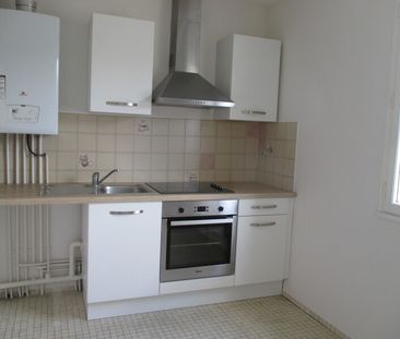 Location Appartement 2 pièces 55m² ORLEANS 45000 - Photo 4