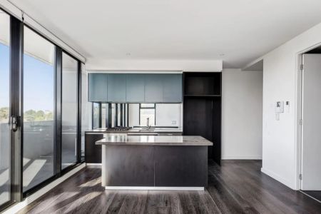 Elevated Living with Style, Comfort and Unbeatable Convenience! - Photo 2