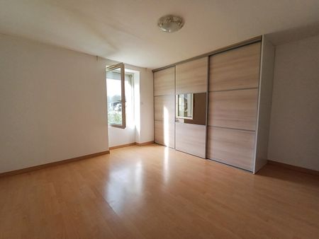 Location Maison 5 pièces 137m² - Photo 3