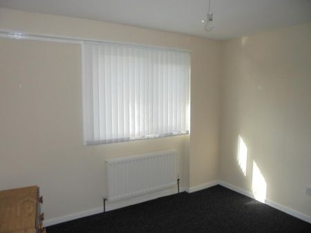 41 Kearney Gardens, Bangor, BT19 1QR - Photo 4