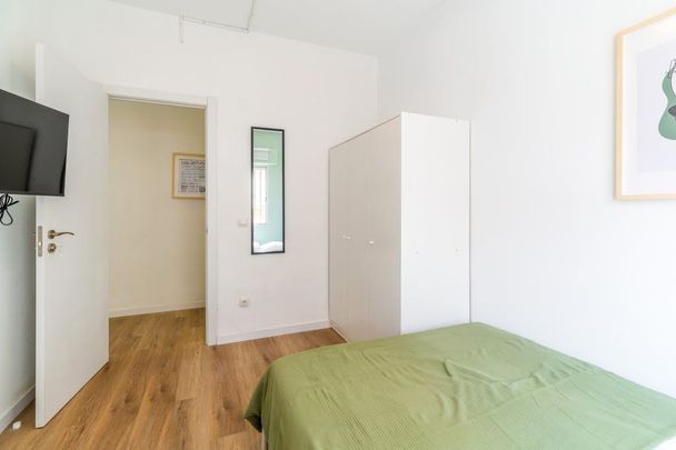 Calle Cubas, Getafe, Community of Madrid 28902 - Photo 1