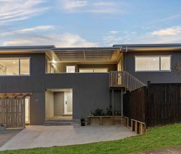 The Perfect Family Home! - Photo 3