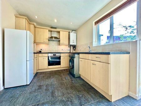 2 bedroom end of terrace house to rent - Photo 4