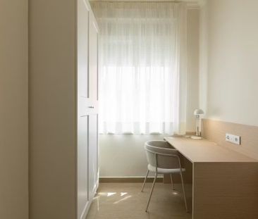 Carrer de Ciscar, Valencia, Valencian Community 46005 - Photo 2