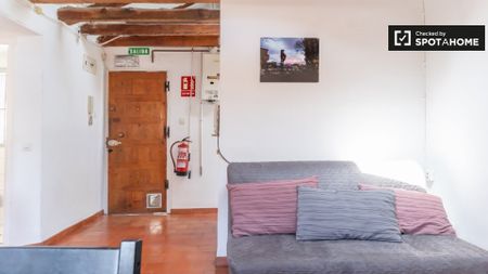 madrid, Community of Madrid 28005 - Photo 3