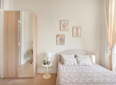 Largo Vitorino Damásio, Lisbon, Lisbon 1200-872 - Photo 3