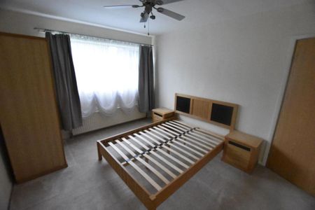 3 bedroom detached bungalow to rent - Photo 3