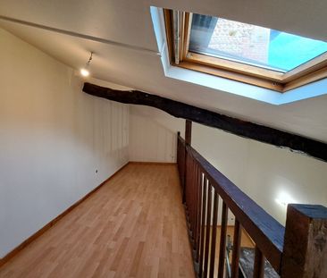 Appartement À Louer 1 Pièce , 28 M² - Photo 2