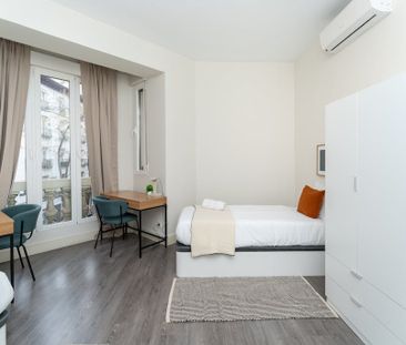 Calle de Blasco de Garay, Madrid, Community of Madrid 28015 - Photo 5