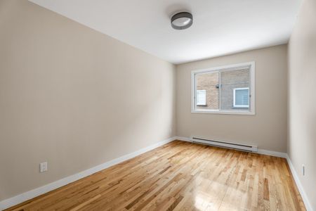 8867 Rue de Provence, H1R 2W2, H1R 2W2, Montréal - Photo 5