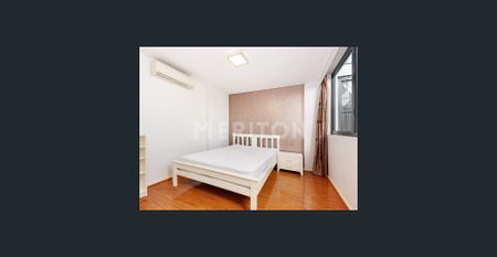 FULLY FURNISHED TWO BEDROOM WITH TIMBER FLOOR! DON'T MISS OUT! - Photo 3