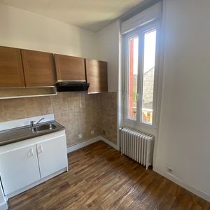Location Appartement 2 pièces 23m² - Photo 2