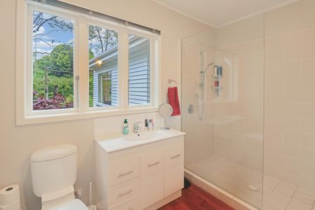 Khandallah Living - Photo 5