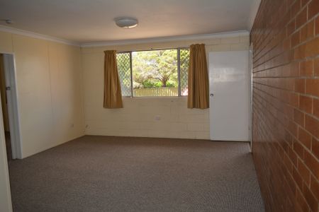 1/348 South Street, HARRISTOWN - Photo 2