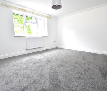 3 bedroom detached house to rent - Photo 4