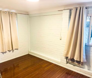 Charming Home in Prime Wishart Location - School Catchment & Conven... - Photo 2