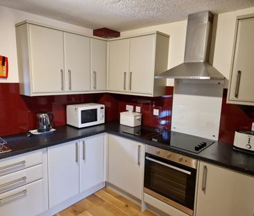 2 bedroom apartment to rent - Photo 4