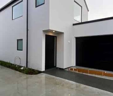2 DOUBLE BEDROOMS - Photo 5