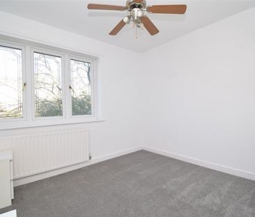 Third Avenue, Upton, Pontefract - Photo 4