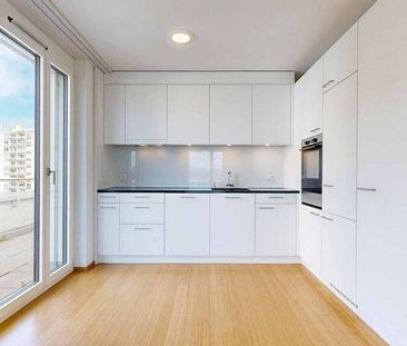 Attic apartment with large terrace - Photo 2