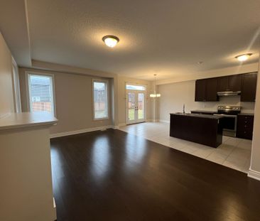 For Lease - 23 LOCKERBIE Crescent, Collingwood, Ontario - Photo 5