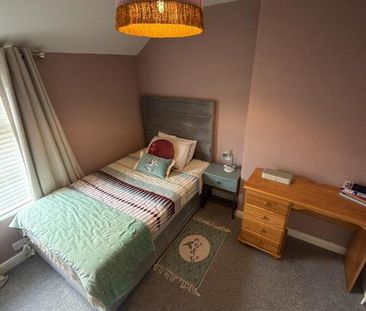 20 Ulsterville Gardens, Belfast, BT9 7BA - Photo 5