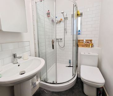 Oaktree Road, SO18 - Photo 6