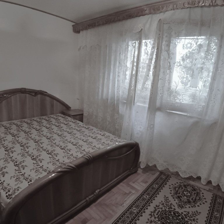 Apartament cu 3 Camere Decomandat in George Enescu - Photo 1