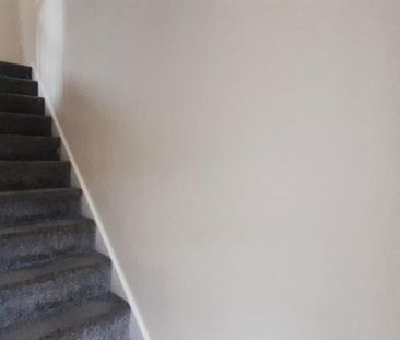 2 bedroom semi-detached house to rent - Photo 5