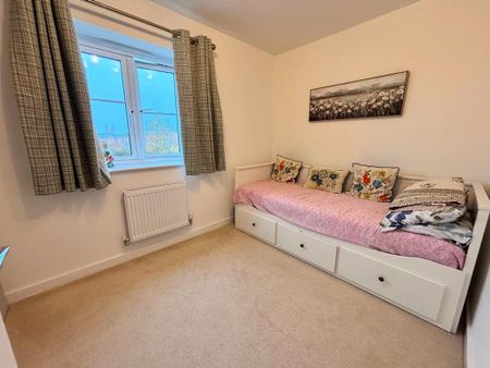 4 bedroom detached house to rent - Photo 4