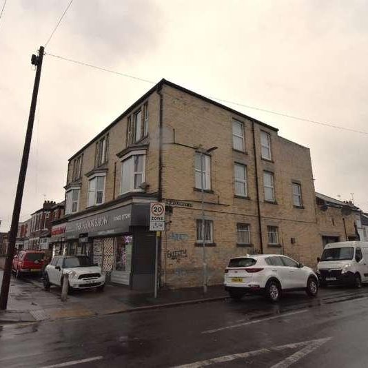 Shaftsbury Avenue, Hull, HU8 - Photo 2