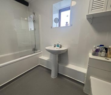 2 bedroom bungalow to rent - Photo 6