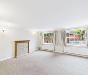 2 bedroom semi-detached house to rent - Photo 6