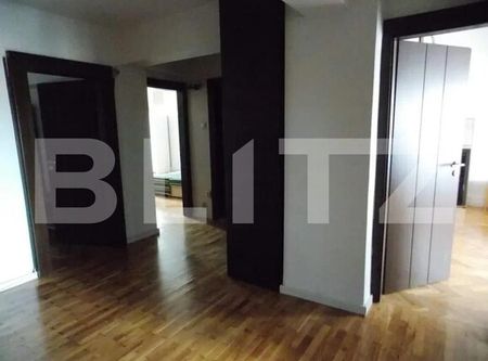 Apartament 3 camere decomandate, 84mp, zona Cipariu - Photo 2
