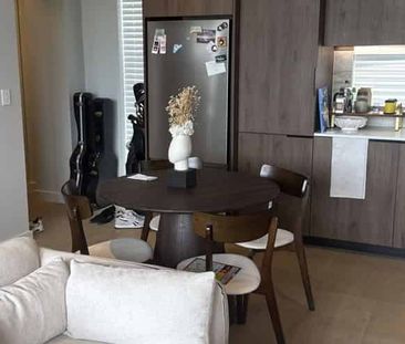 Modern One bedroom Apartment in Long Bay - Photo 2