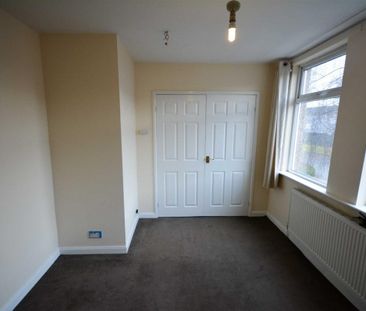 2 bed House - End Terrace for Rent - Photo 1