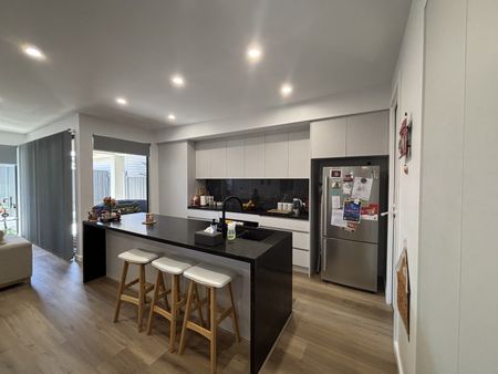 50 Bartel Bvd, Victor Harbor SA 5211 - House For Rent | Domain - Photo 4