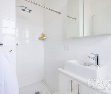 Modern Apartment in Convenient Location - Photo 4