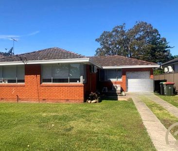 3 Bedroom Home in the Heart of Carramar! - Photo 1