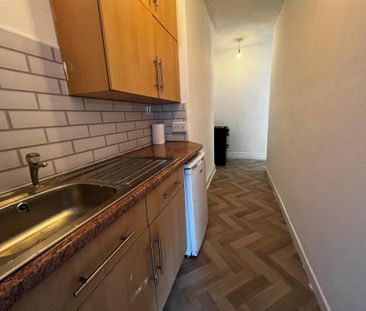 2 bedroom house share to rent - Photo 4