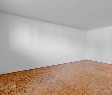 For Lease - 165 Colborne Avenue Unit# 104, Richmond Hill, Ontario - Photo 1