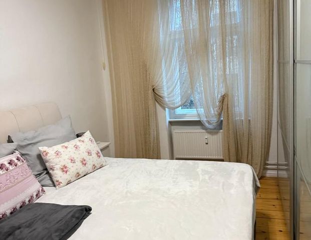 Voll möblierte 2,5 Zimmer Wohnung in Tempelhof zur Untermiete - Photo 1