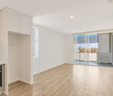 TIDY BEACHFRONT APARTMENT - Photo 3