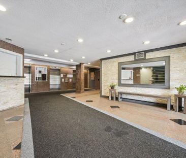 For Lease - 4 Lisa Street Unit# 707, Brampton, Ontario - Photo 2