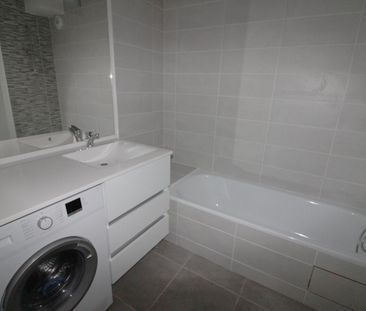 Location Appartement 3 pièces 64m² TOURNEFEUILLE 31170 - Photo 2