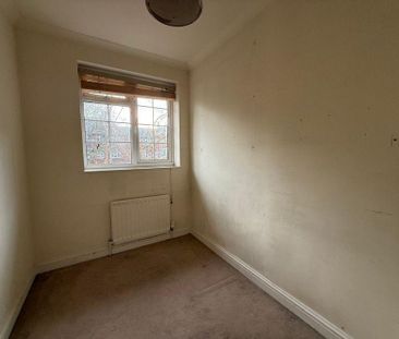 4 bedroom terraced house to rent - Photo 6