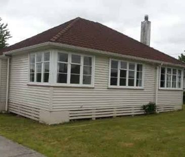 CHURCHILL AVE, MASTERTON 3 BEDROOMS $500p/wk - Photo 3