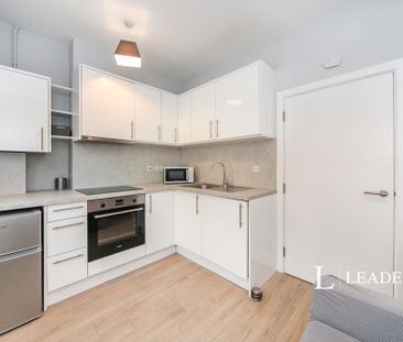 Studio to rent - Photo 4