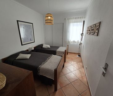 Apartamento T2, com varanda, perto do mar, Albufeira, Algarve - Photo 6